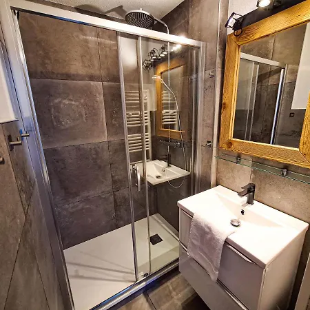 Appt Tournette - Centre Village, Vue Montagne - Aravistour Saint-Jean-de-Sixt Exterior foto